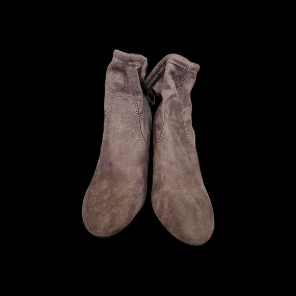 New Directions Hollis Women's Booties - Picture 1 of 6